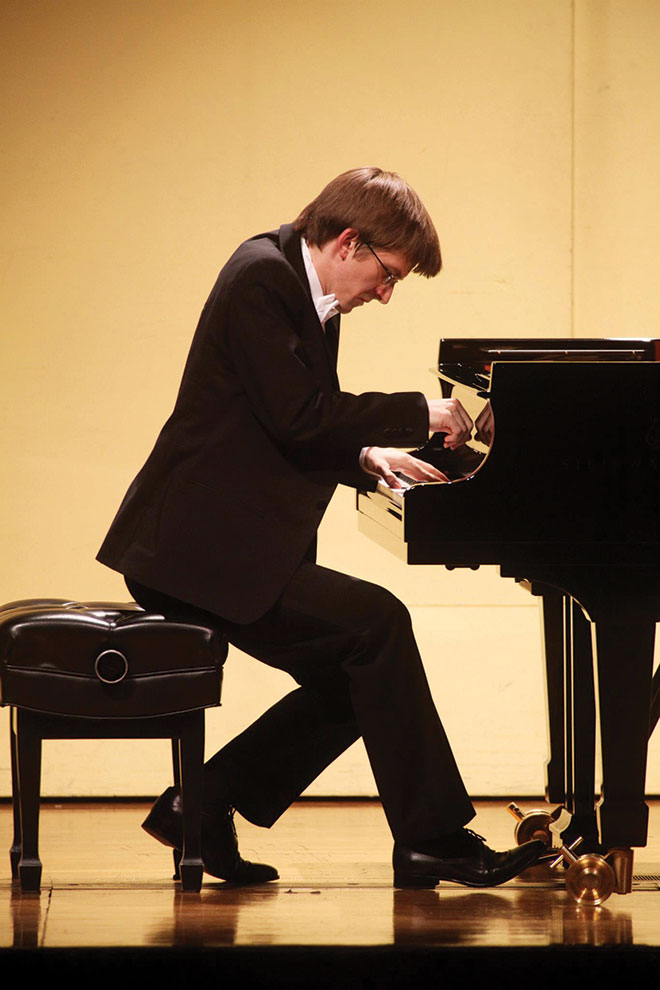 Two TCU pianists picked for Cliburn